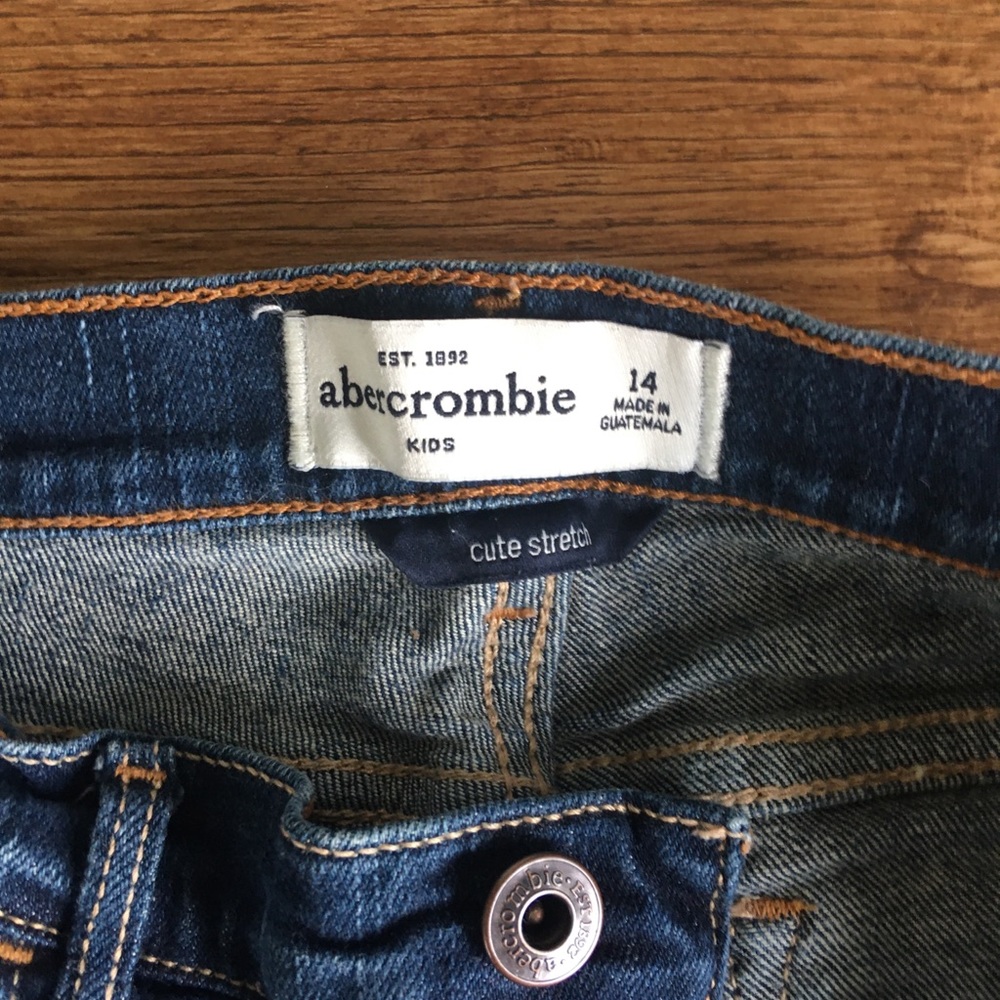 Abercrombie kids size 14 cute stretch